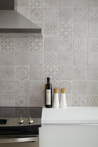 Modern Hearth deco backsplash 6x6 tiles in a modern kitchen